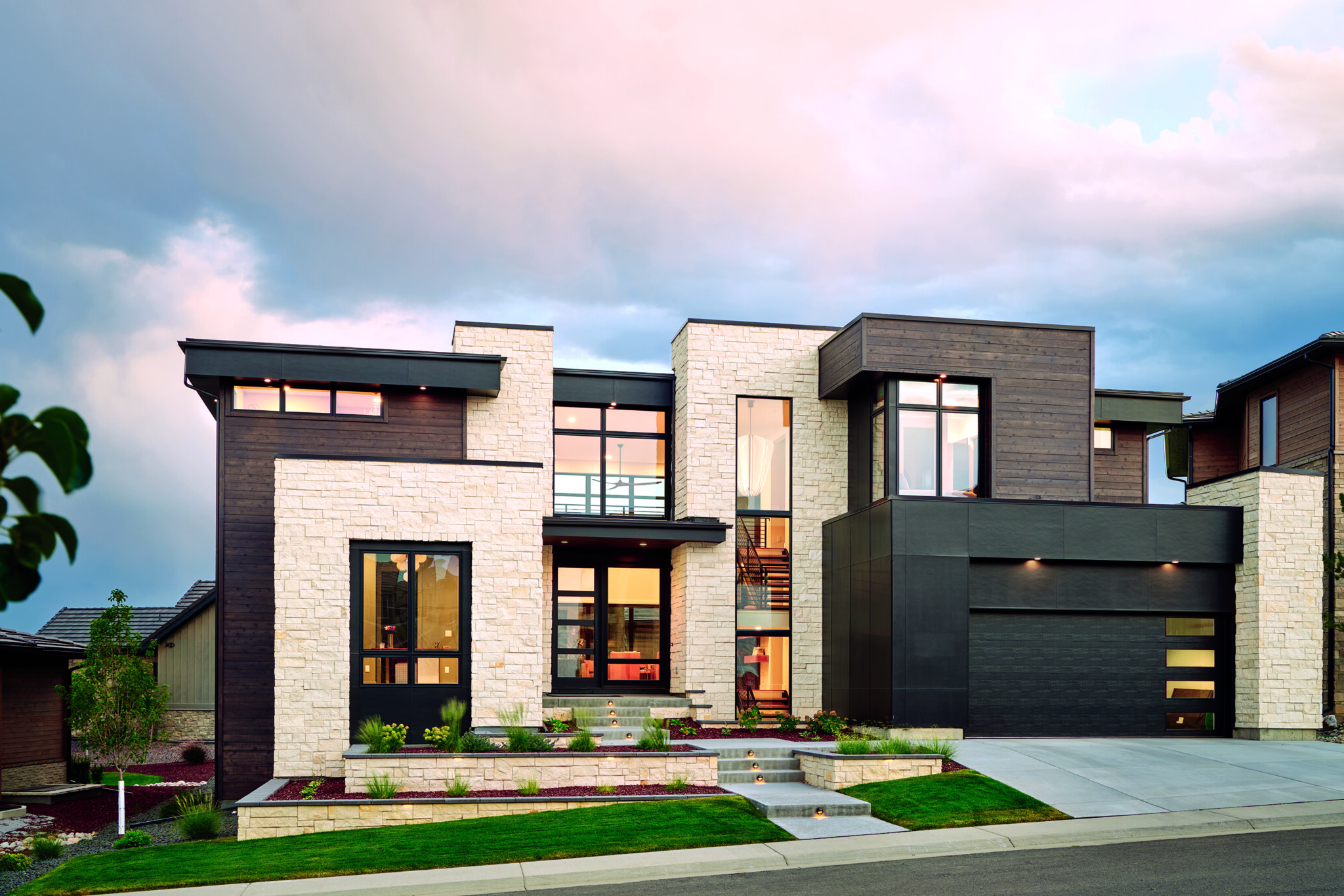 A Lakewood Home Embraces Modern Texture and Natural Views - Colorado ...