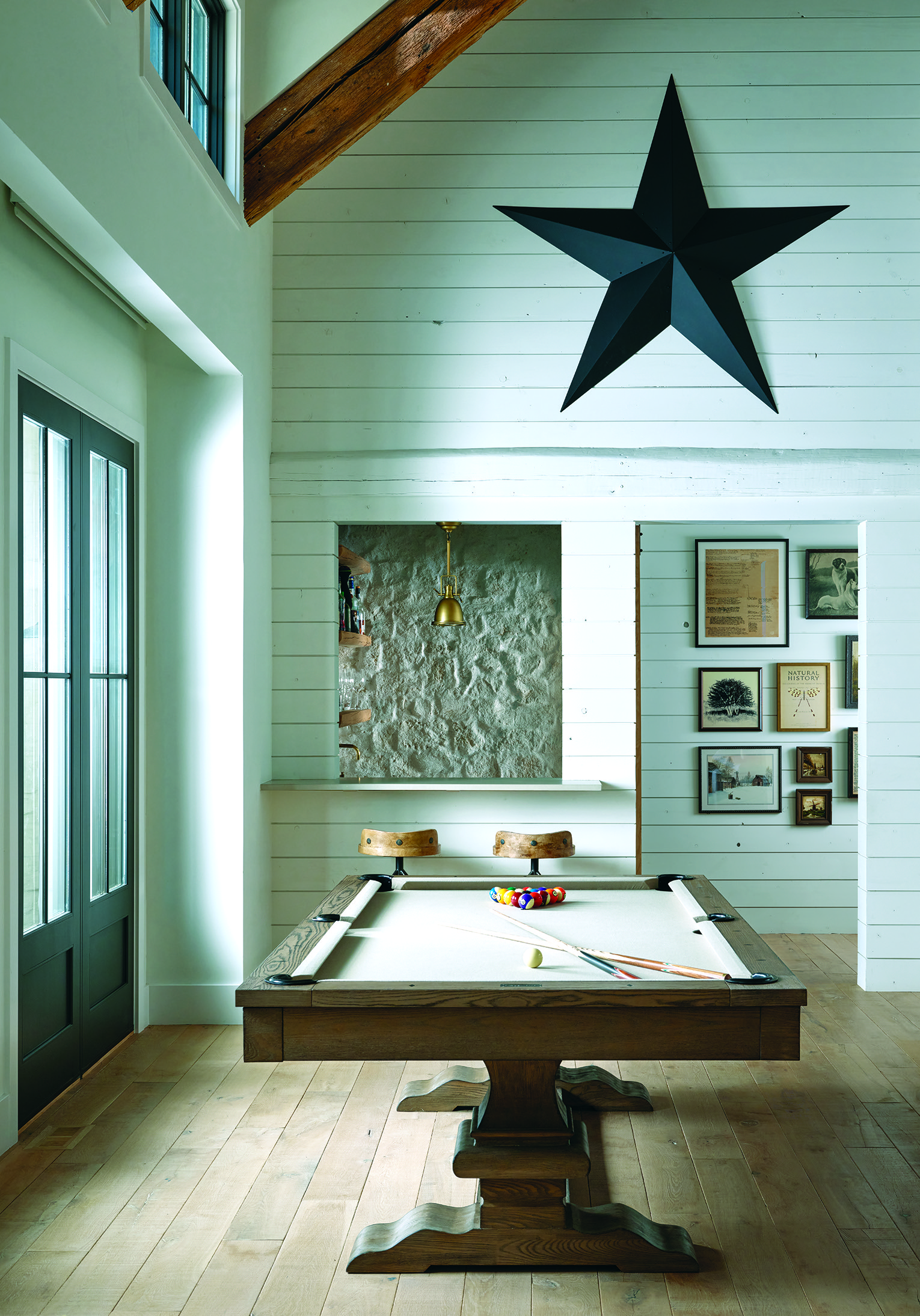 This Morrison Home Mixes Old and New to Create an Authentic Touch ...