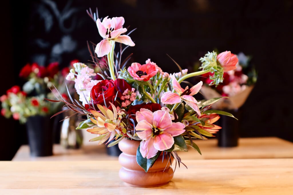 Small Valentine's Day arrangement - Photo: Courtesy of Hard Knoch PR