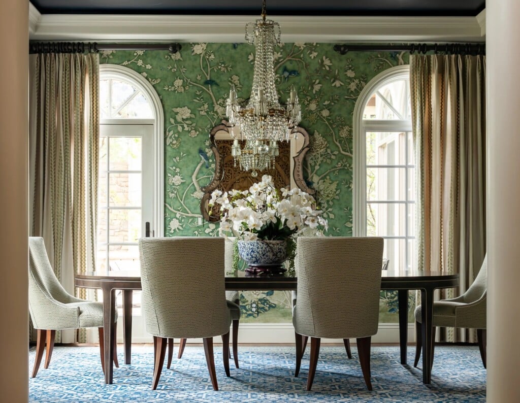Dining Scaled