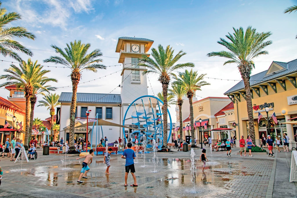 Shop, Dine and Enjoy at Destin Commons - Emerald Coast Magazine