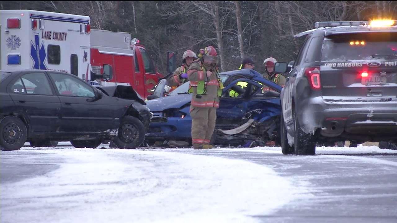 One Dead After Crash in Two Harbors