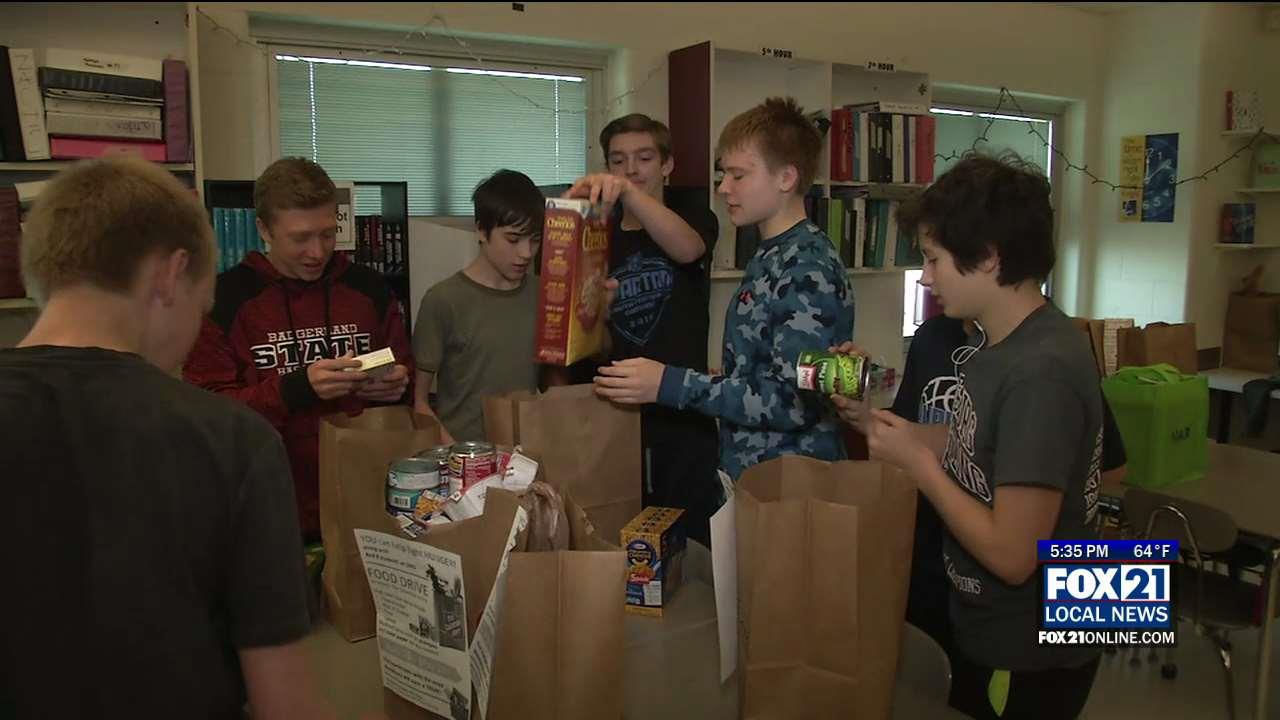 8th Graders Organize Food Drive