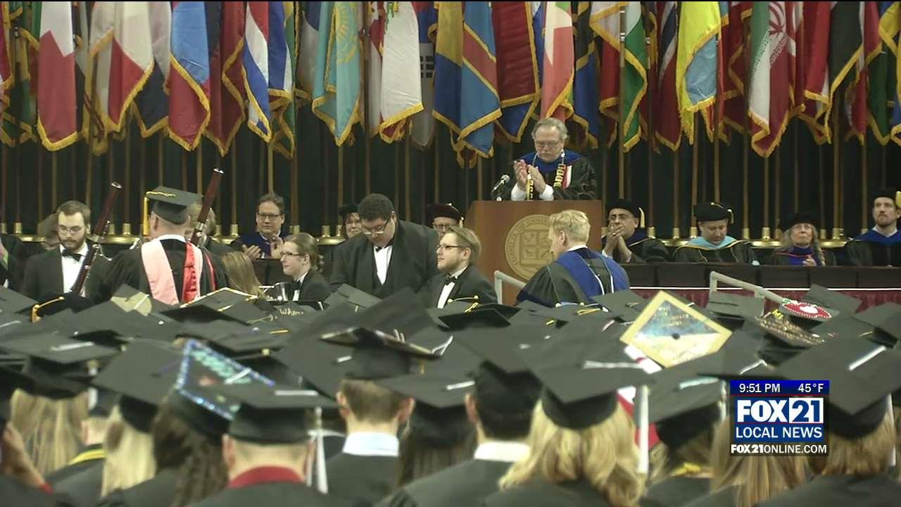 UMD holds commencement ceremonies
