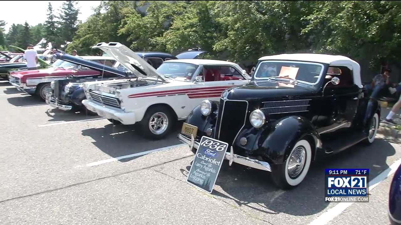 Hundreds Of Classic Cars Invade Grand Rapids