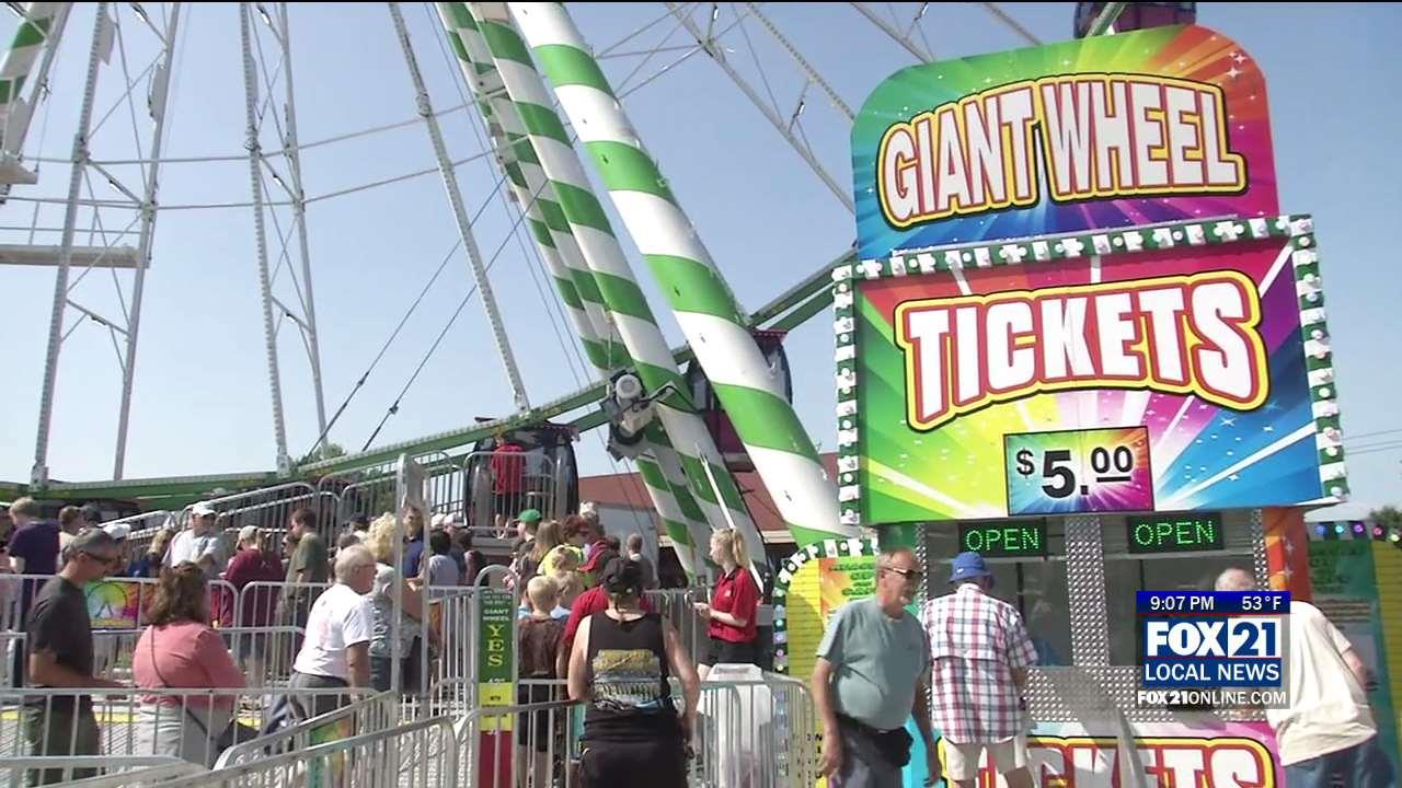 Nation's Largest Traveling Ferris Wheel Visits Minnesota State Fair