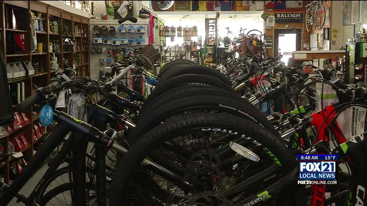 Duluth Bikes, Bicyclists Around the World Challenge Northlanders to