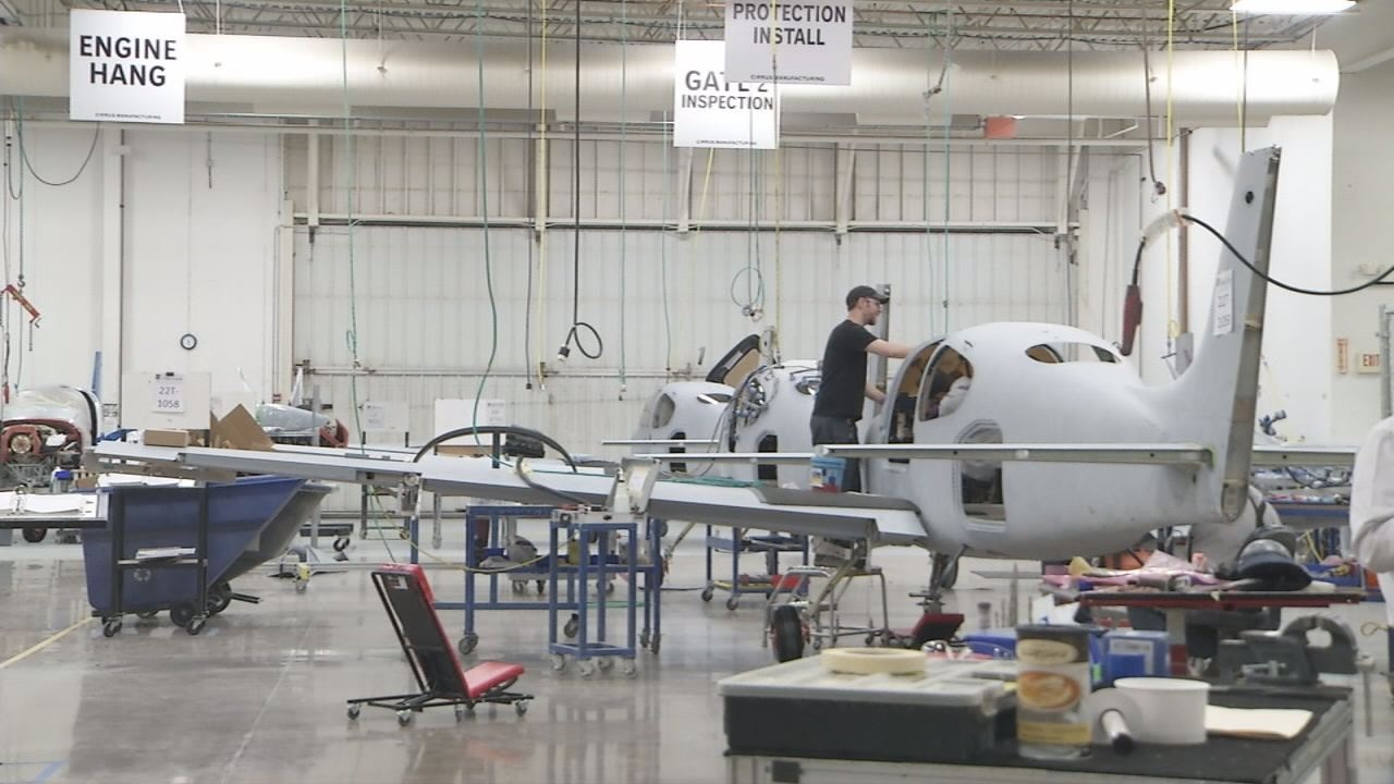 Cirrus Aircraft Secures State Funding For Expansion - Fox21Online