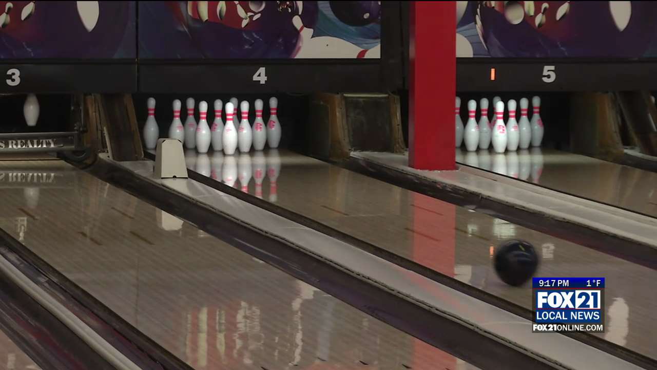 25th Annual Underthun Bowling Challenge Shows Up with the Best of the