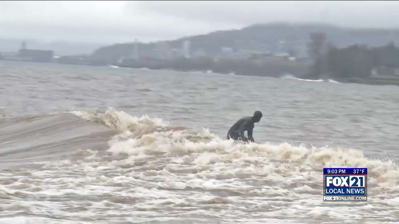 Snow's In, Surf's Up On Lake Superior - Fox21Online