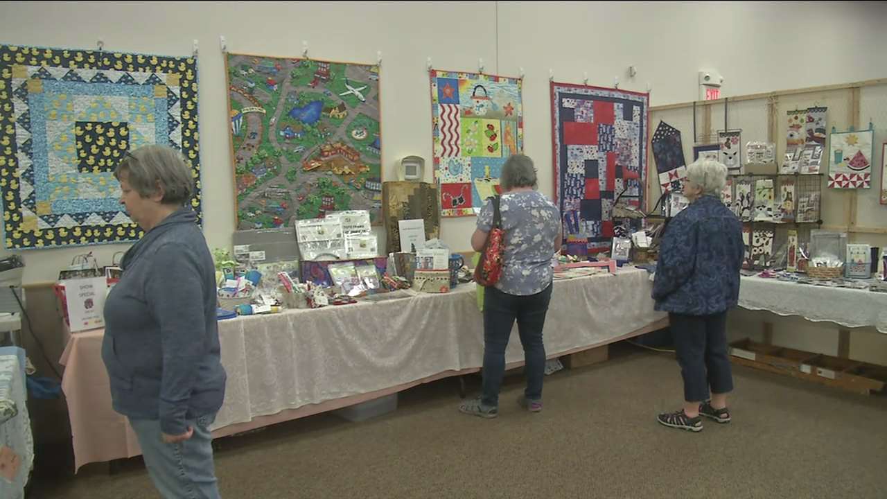 Quilters Unite at Minnesota Charms Quilt Show