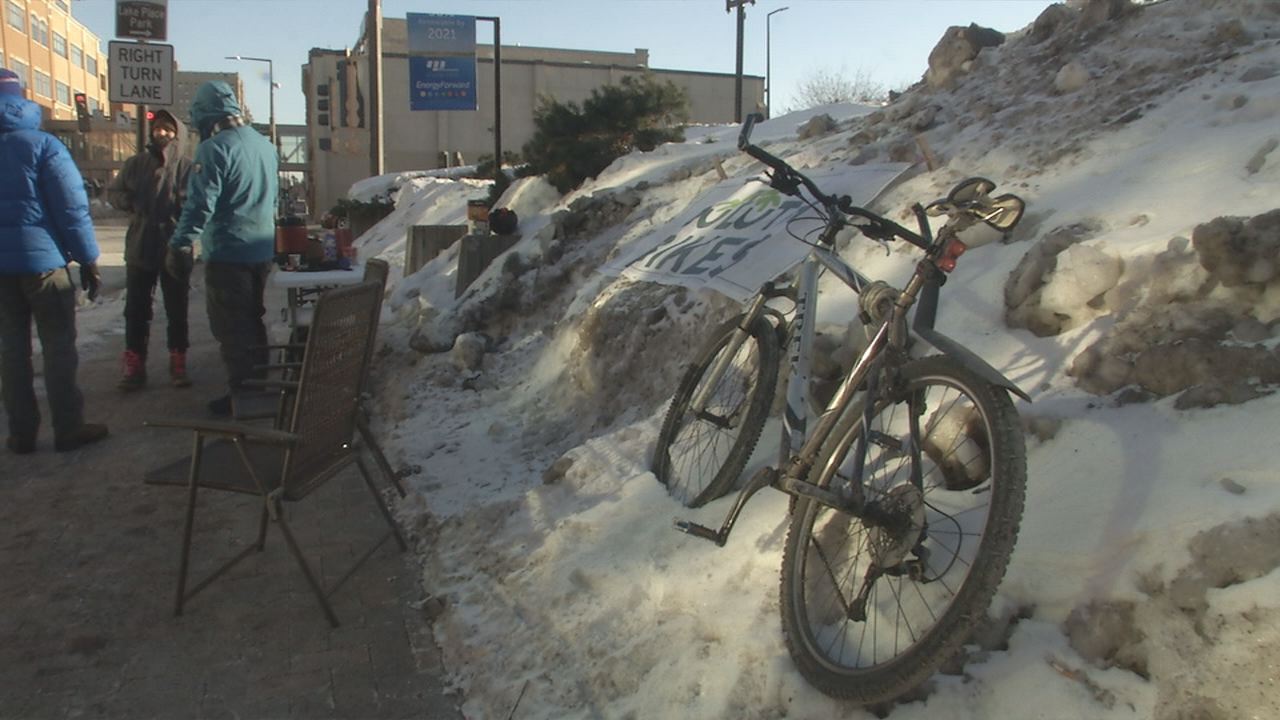 winter bike to workday