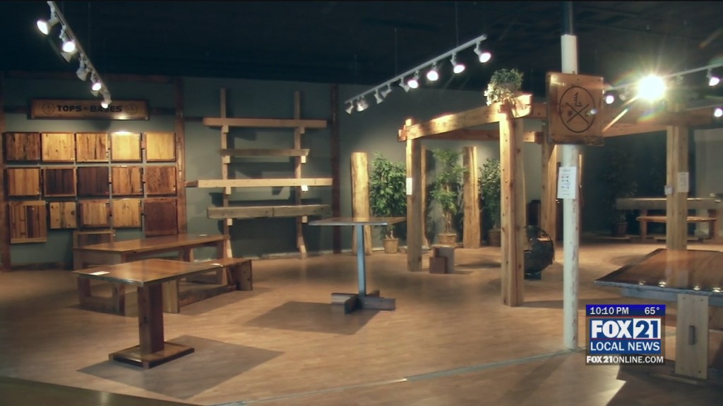 Lake Wood Showroom