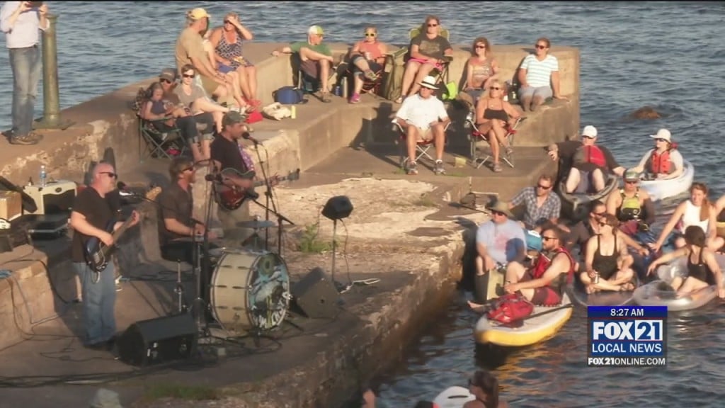 Coffee Concerts On The Pier