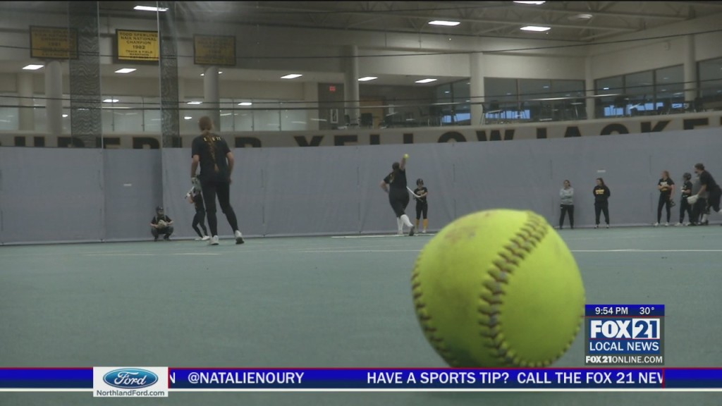 Uws Softball
