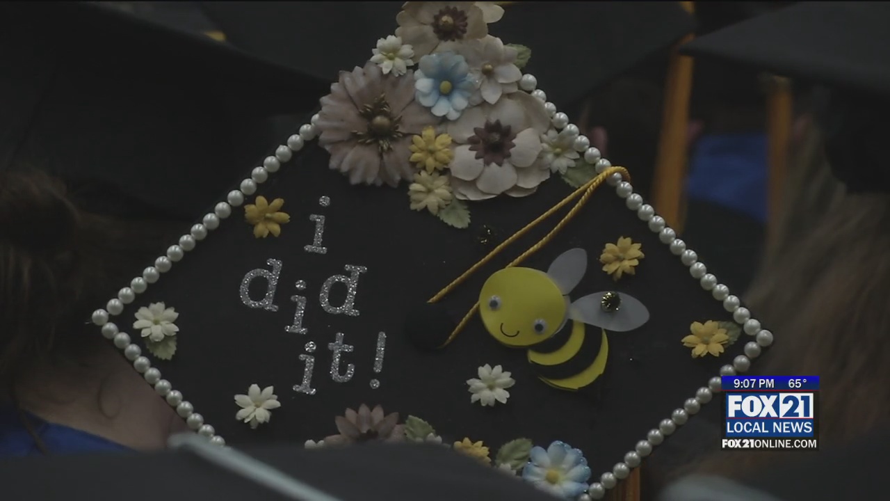 University of Wisconsin Superior Hosts First In-Person Commencement Since 2019 – Fox21Online