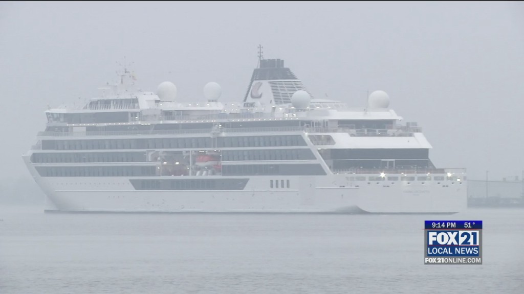 Cruise Ship