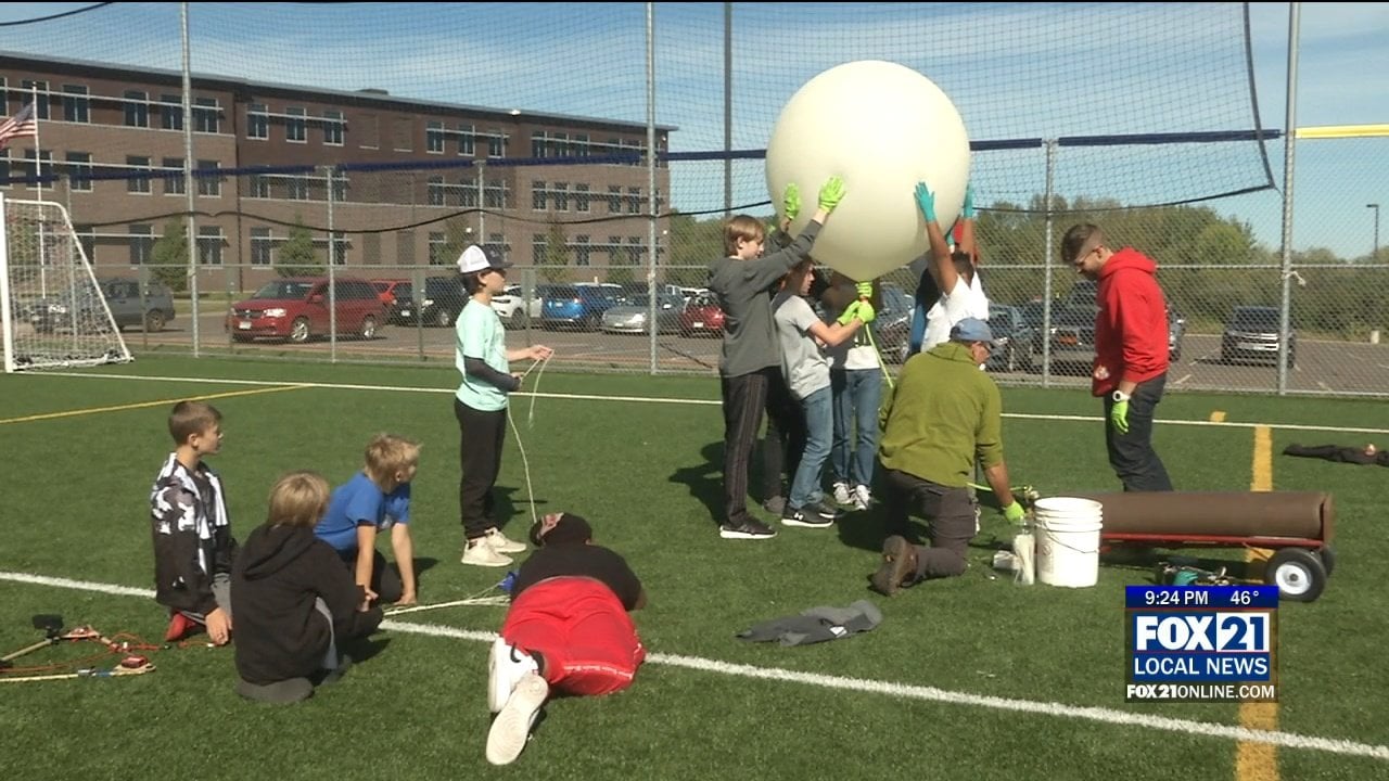 lincoln-park-middle-school-launches-weather-balloon-balloon-enb