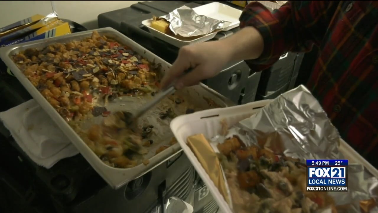 Haulin' Hotdish, Winter Food Truck Makes First Appearance - Fox21Online