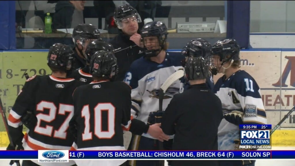 Boys Hockey