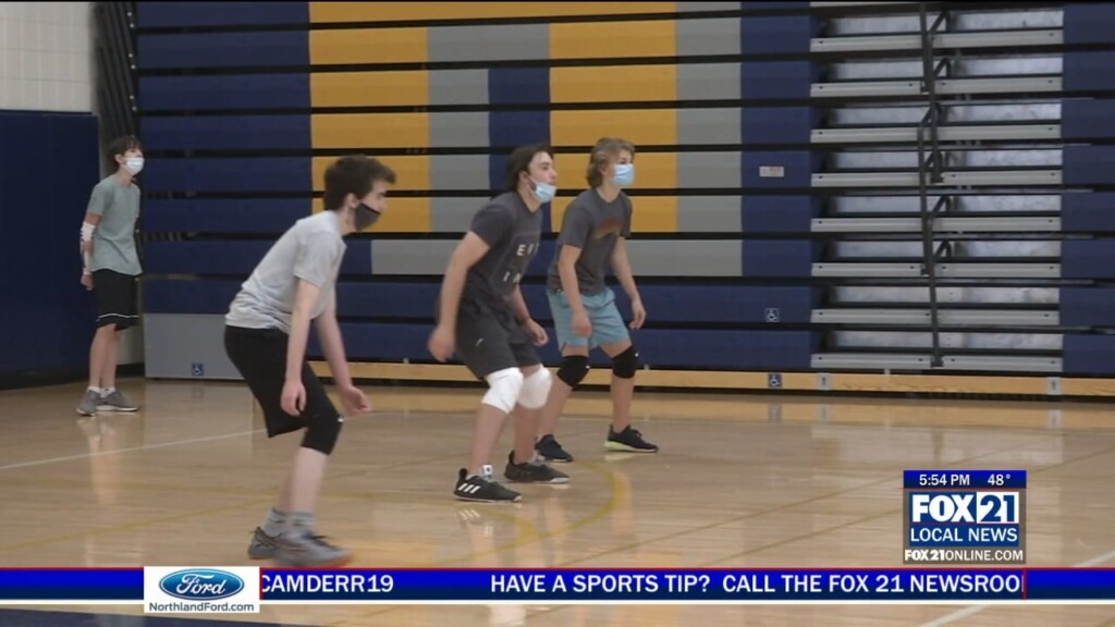 Boys Volleyball