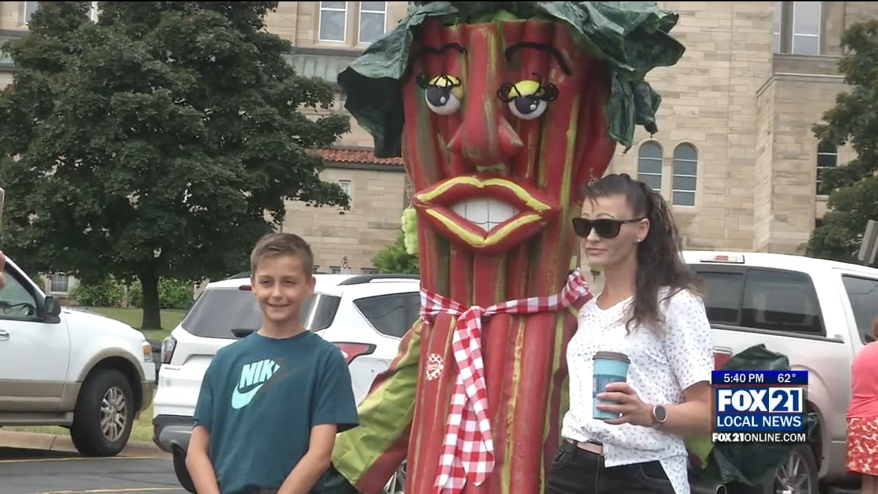 Chum's Annual Rhubarb Festival Coming Up, Pie Preordering Available