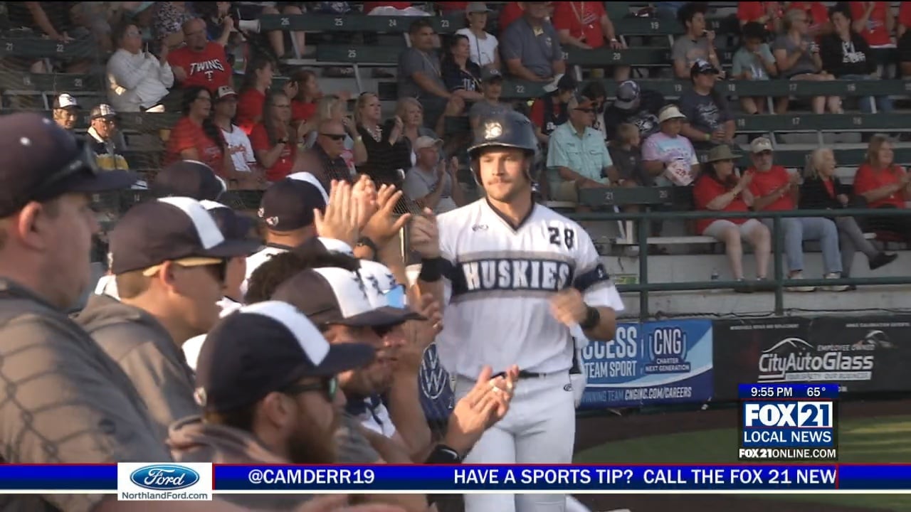 Bucks Hold Off Huskies To Take Game One Of Series - Fox21Online