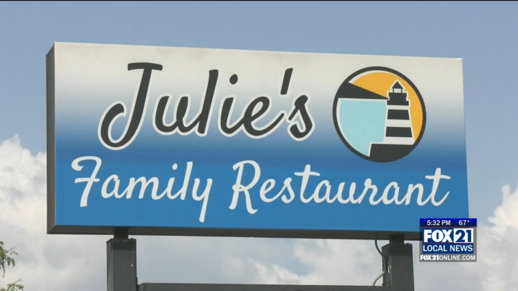 Julie's Family Restruant