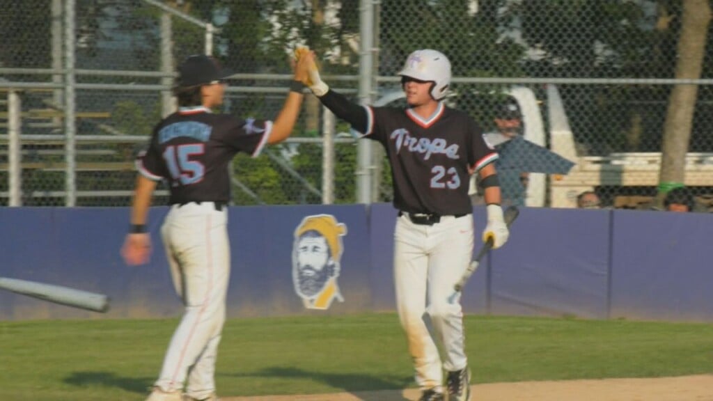 Duluth Tropics Web