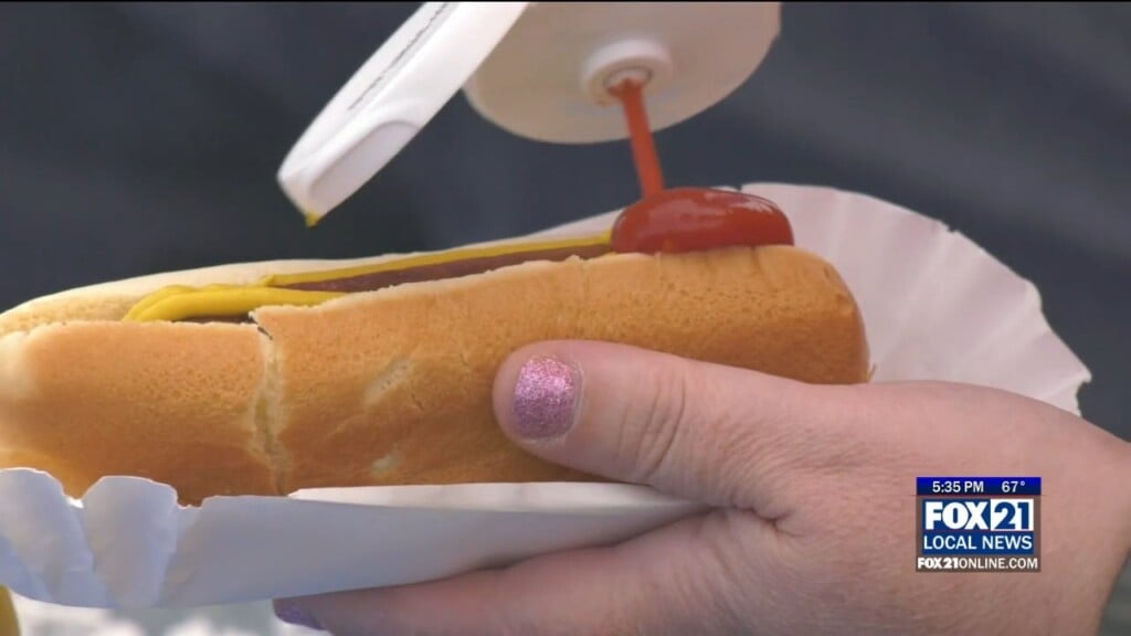 Farmers Market Cookout Raises Money for Alzheimer’s – Fox21Online