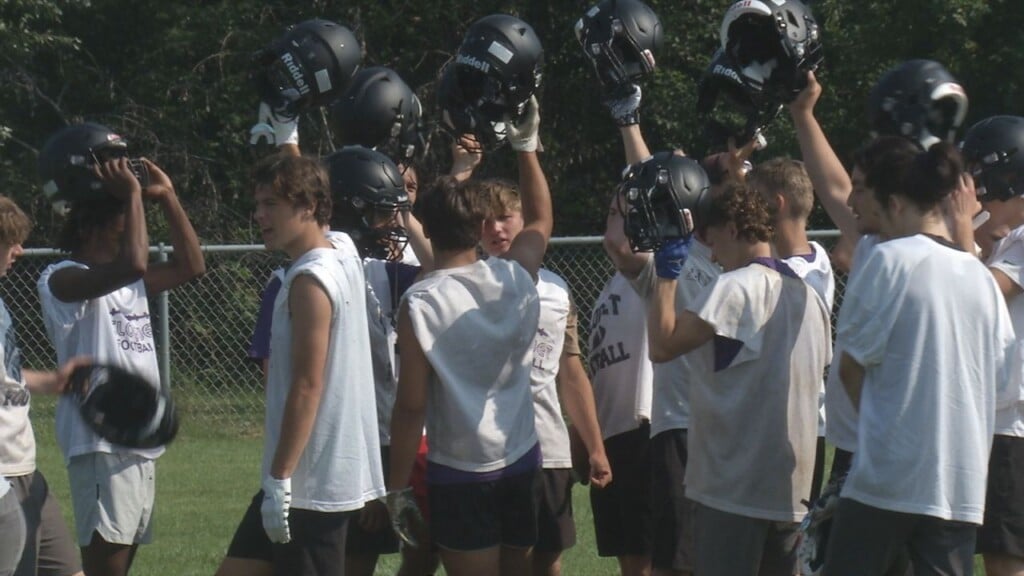 Cloquet Fb Web 813