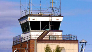 Duluthairporttower