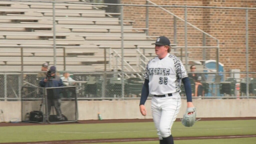 Huskies Web 0615