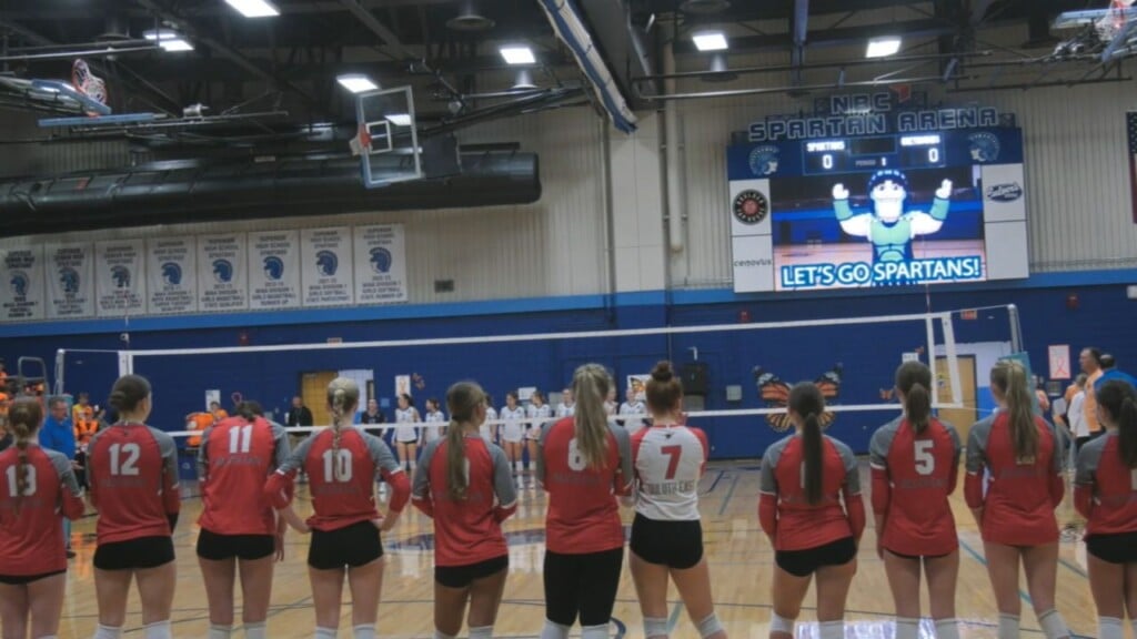 D East Vb Web 930