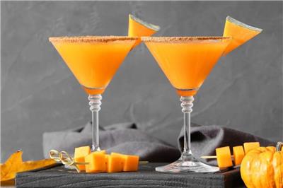 Going Sober This Thanksgiving? Half Of Hosts Are Embracing Mocktails This Year