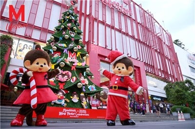 The Mall Group Meluncurkan Kolaborasi Liburan Monchhichi Yang Pertama Di Asia Tenggara, Mengangkat Posisi Bangkok Di Mata Global Sebagai Landmark Meriah Yang Berikutnya Di Asia