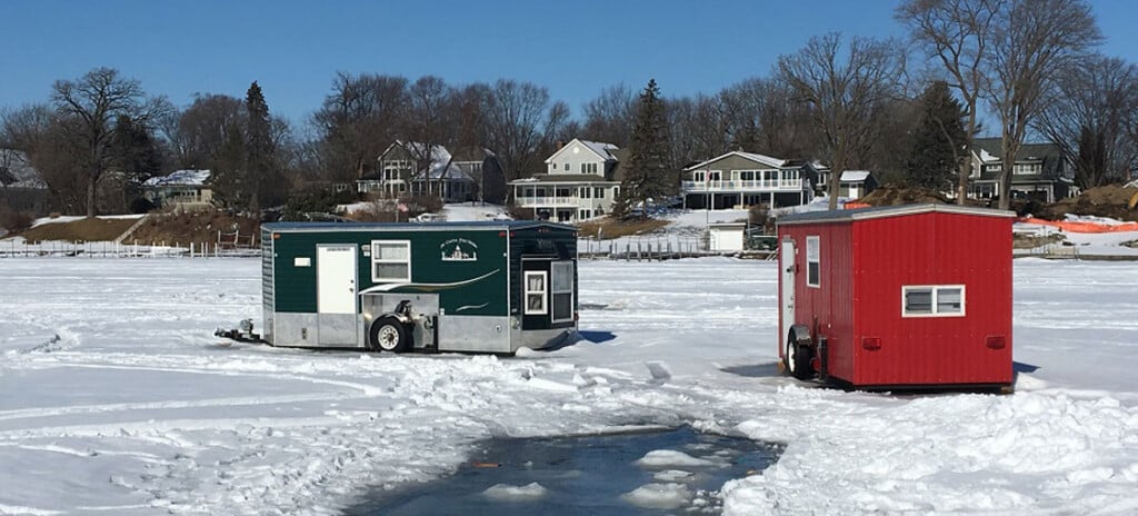 Ice House / Ice Shelter