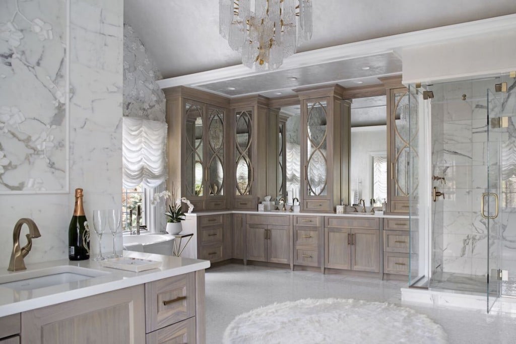Luxe Bathroom Featured Image