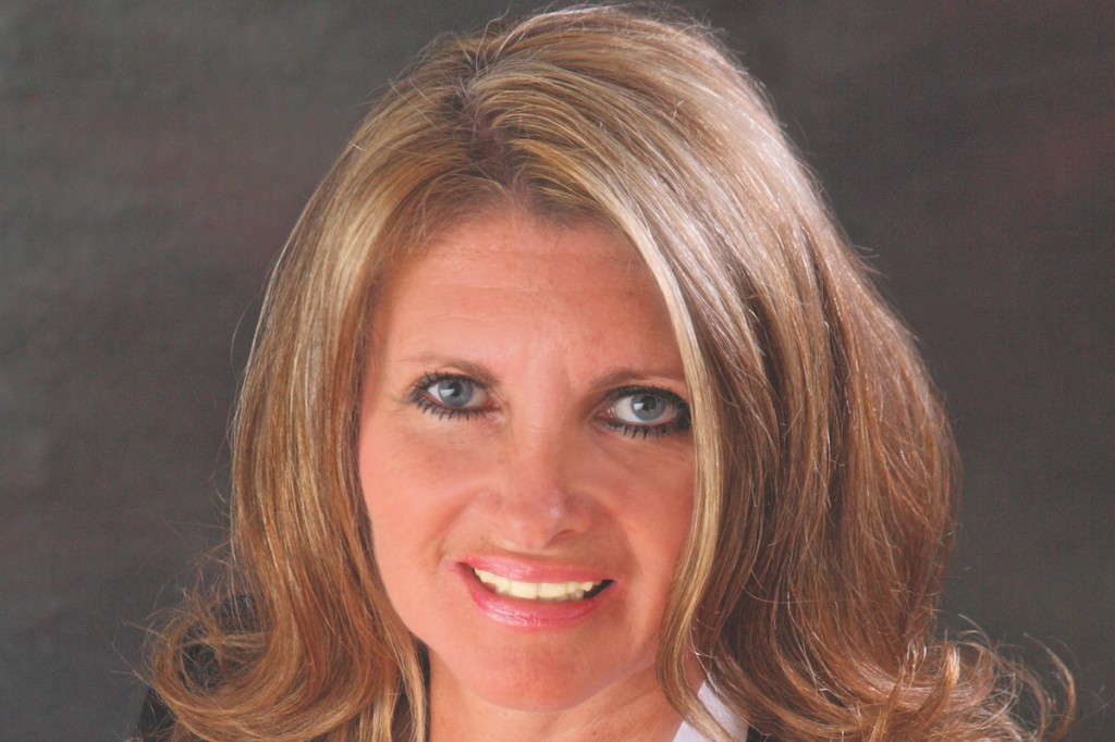 1 Christine Nagy