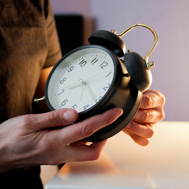 3 Clocks Turn Back