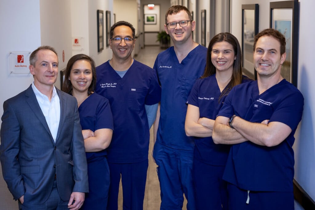 16 Ent Assocs Paramus