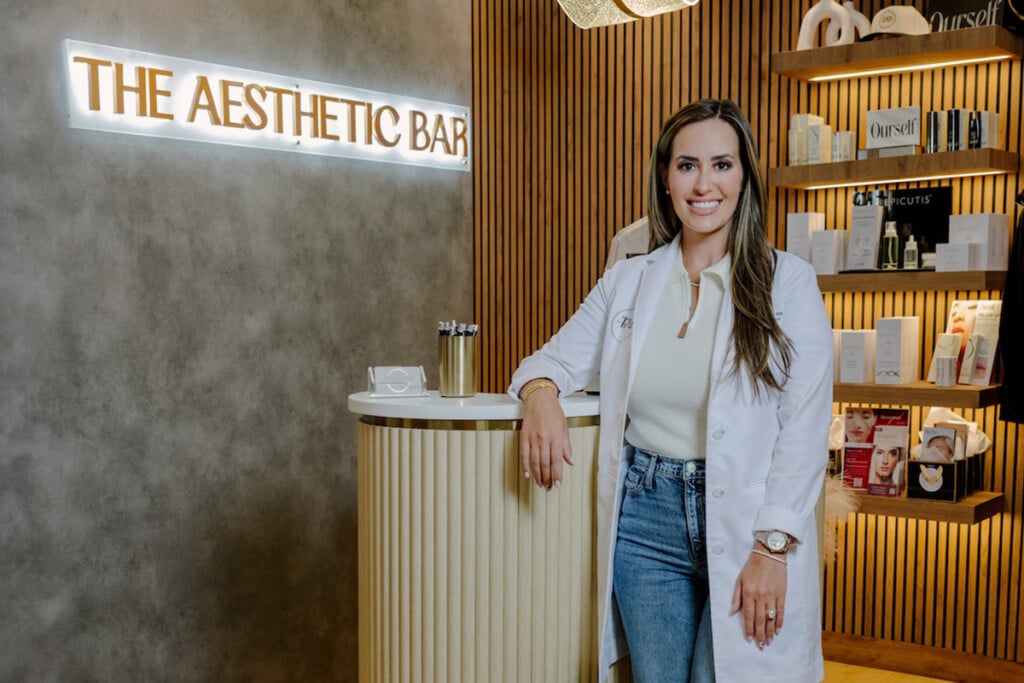 23 The Aesthetic Bar