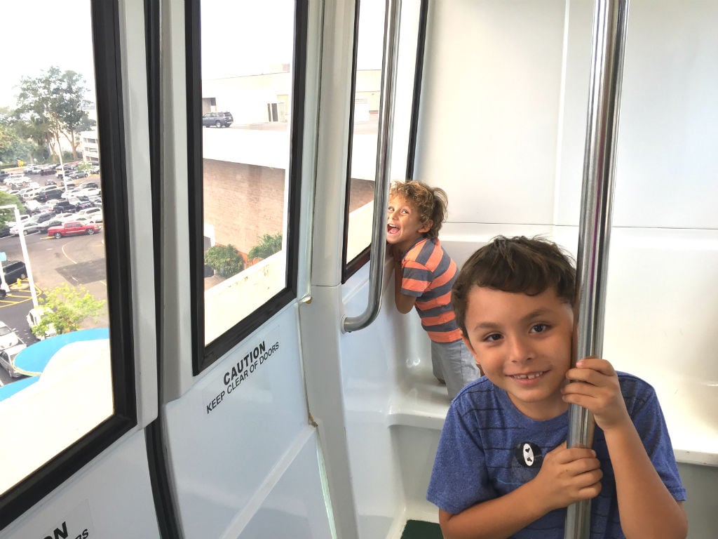 Pearlridge-Monorail-Kids.JPG Pearlridge Center monorail