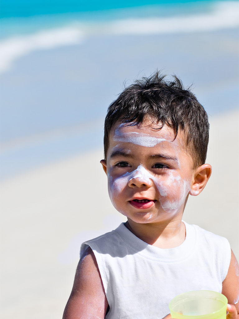 sunscreen-face-boy-tshirt
