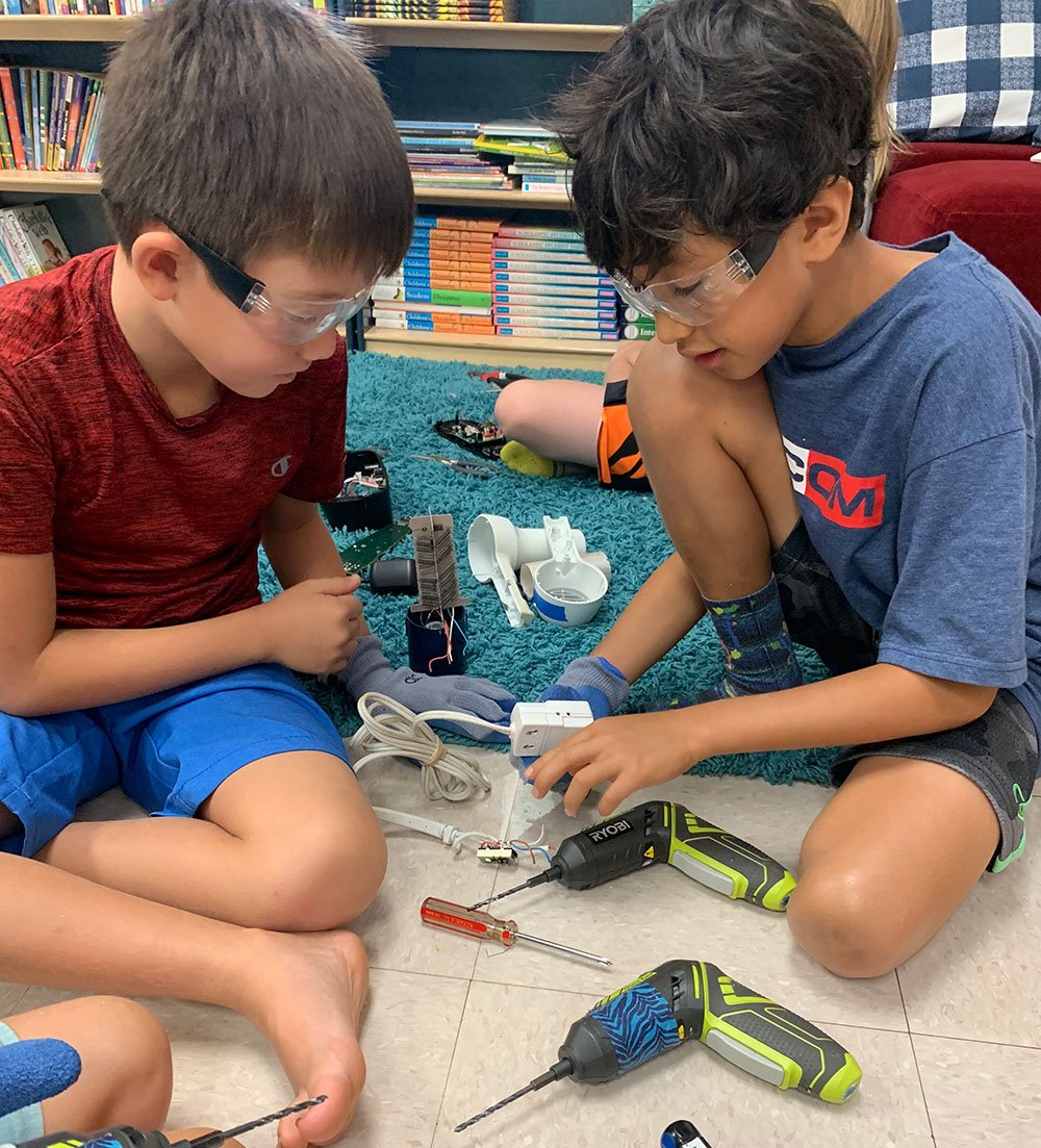 Education Cheat Sheet: What is a Makerspace?