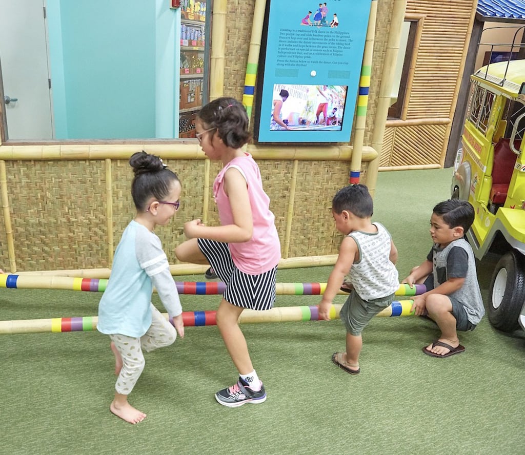 Hawaii Childrens Discovery Center Tinikling Dance