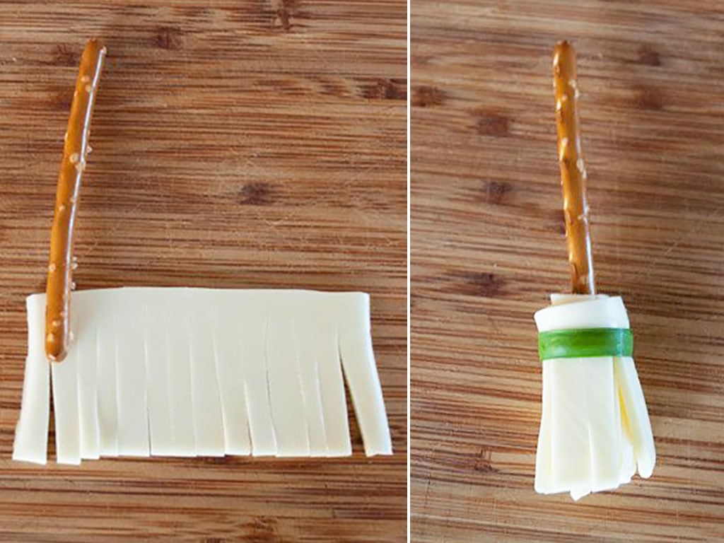 Classroom Treats: Halloween Witchʻs Brooms