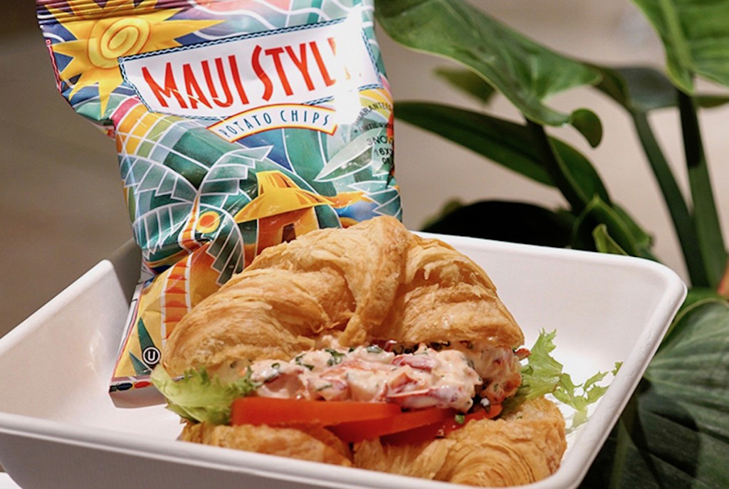 We Found Them Find Lobster Rolls at These 9 Honolulu Eateries