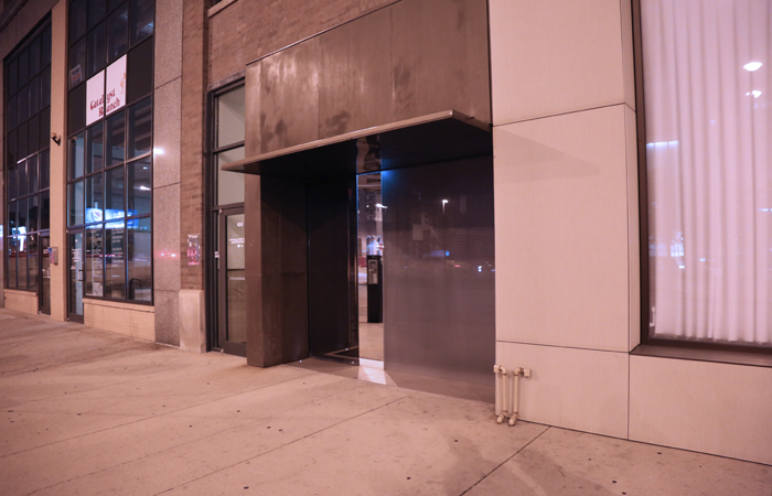 Similar to Alinea, Grace has a very humble entrance. Had it not been for a valet stand, I would have probably walked right by. The restaurant name is etched onto the mirrored glass in small font near the front door.