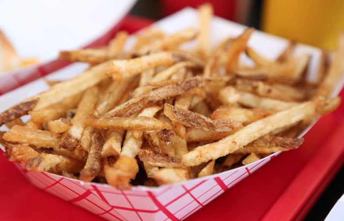 The duck fat fries at Hot G Dog are cut noticeably thicker and longer than those from Hot Doug's. The result is a crispier exterior with a nice hit of potato flavor all coated in luxurious duck fat. Easily one of the most sinful and delicious dishes I've ever eaten.